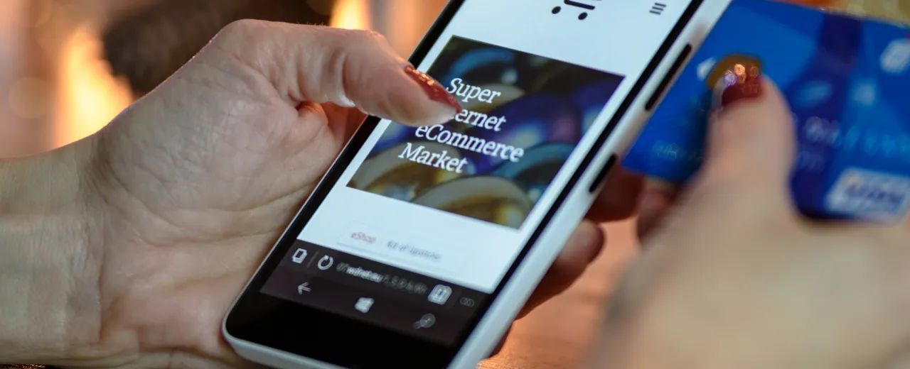 What is the minimum purchase amount for WooCommerce?