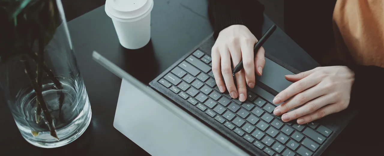 Does WooCommerce do payment processing?