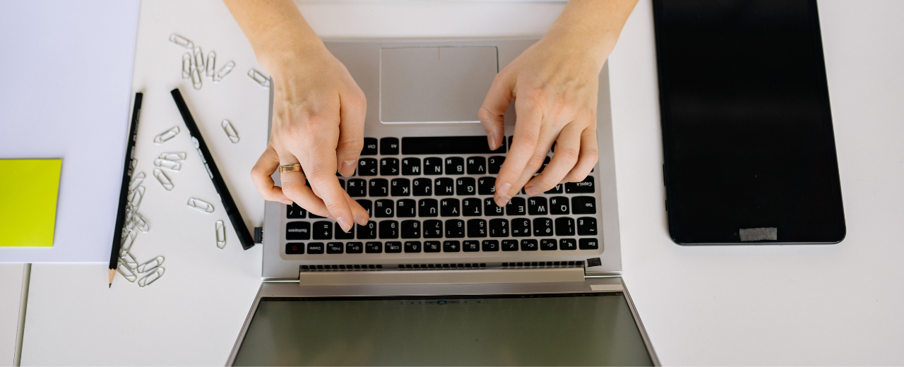 Can multiple WordPress sites use the same database